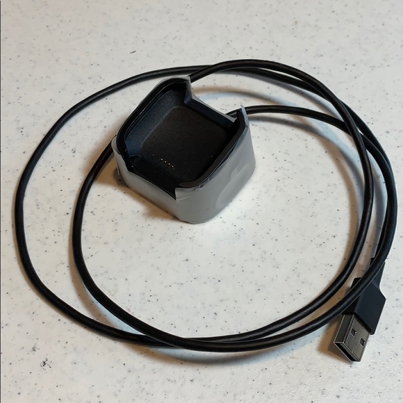 Fitbit Versa - Picture 5 of 8